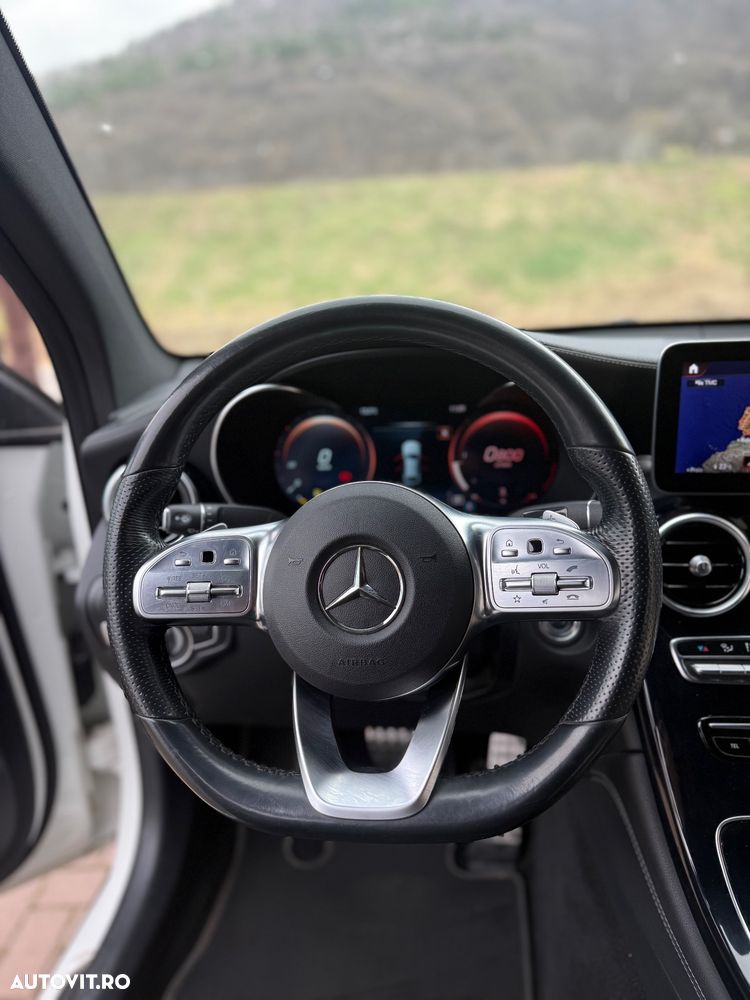 Mercedes-Benz GLC Coupe 220 d 4Matic 9G-TRONIC AMG Line - 24