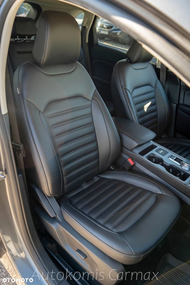 Ford Edge - 19