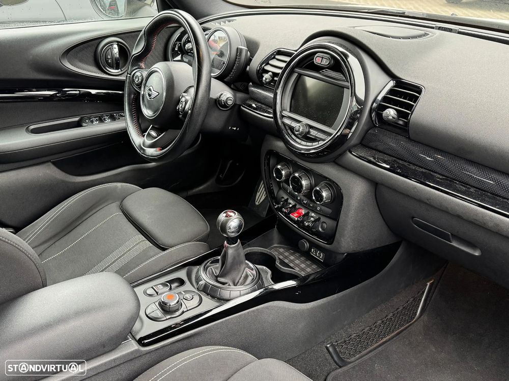 MINI Clubman Cooper D - 13