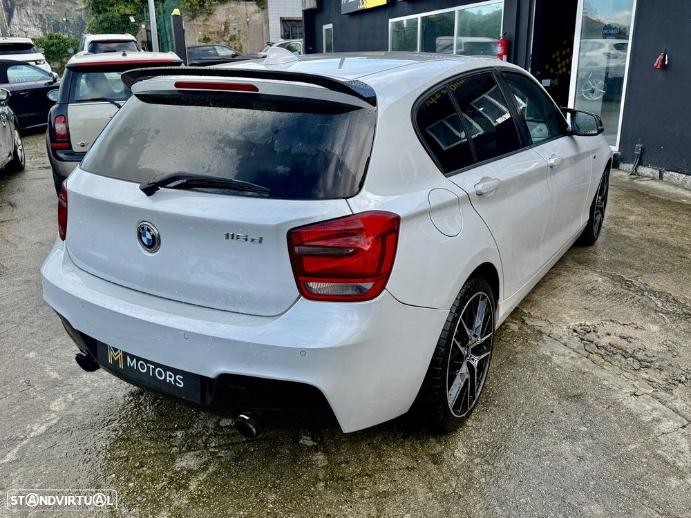 BMW 116 d Pack M - 23