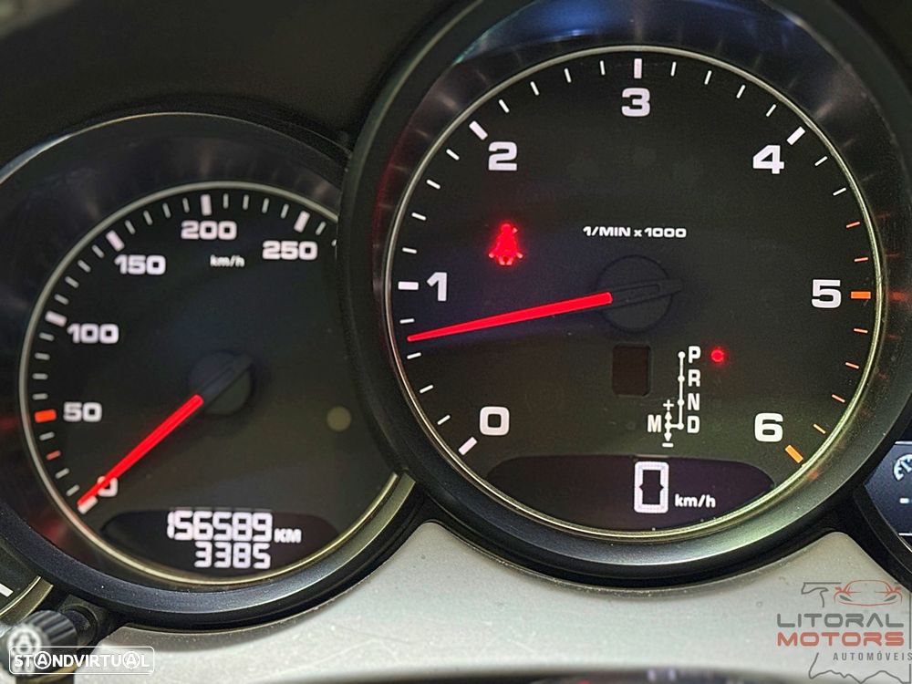 Porsche Cayenne Platinum Edition - 28
