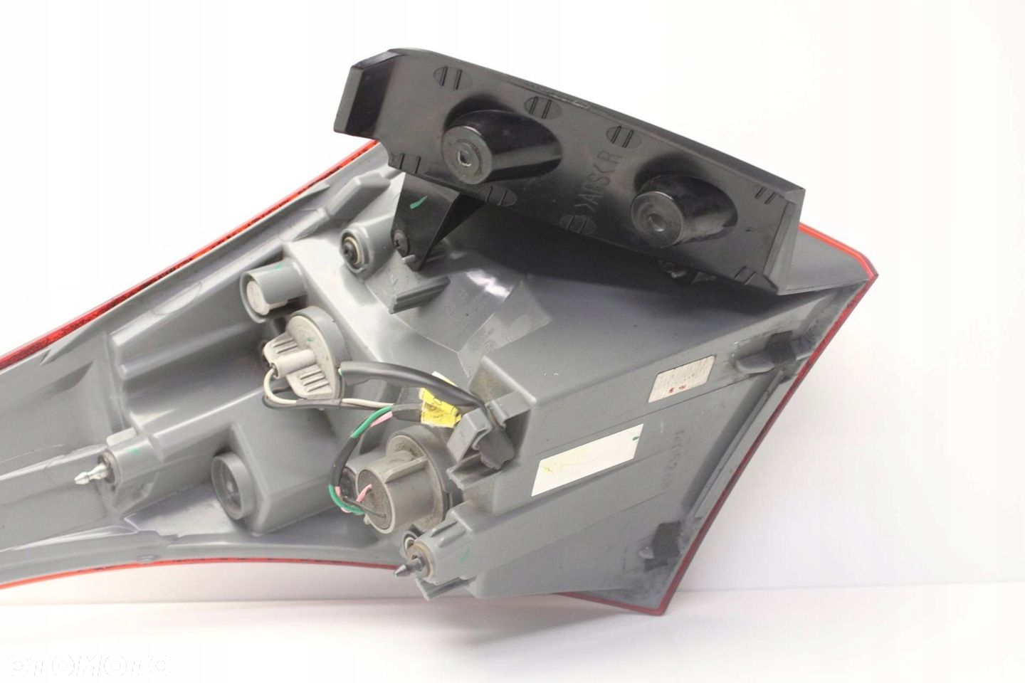 HYUNDAI II I30 HB 11R- LAMPA PRAWA TYLNA PRAWY TYŁ - 8