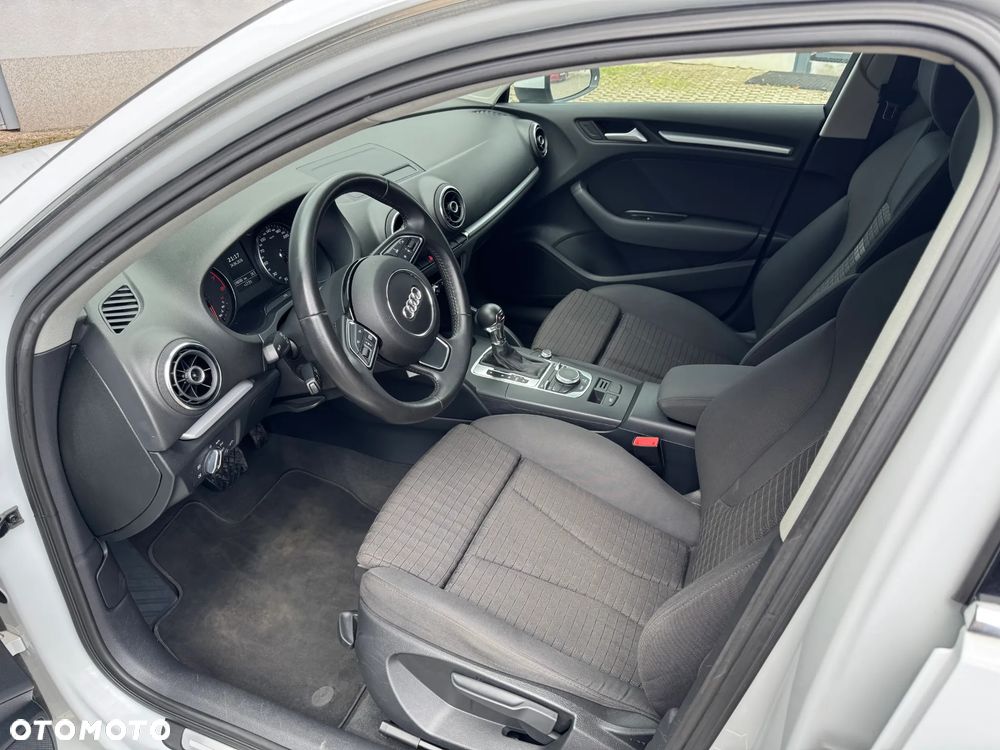 Audi A3 Sportback 1.8 TFSI S tronic Attraction - 6