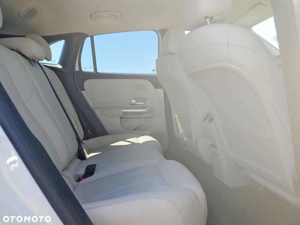 Mercedes-Benz GLA 250 4Matic 8G-DCT Edition 2021 - 12