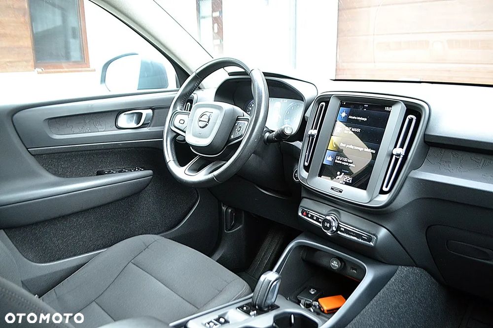 Volvo XC 40 - 22