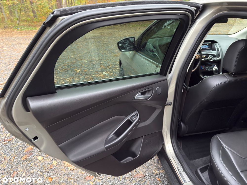 Ford Focus - 23