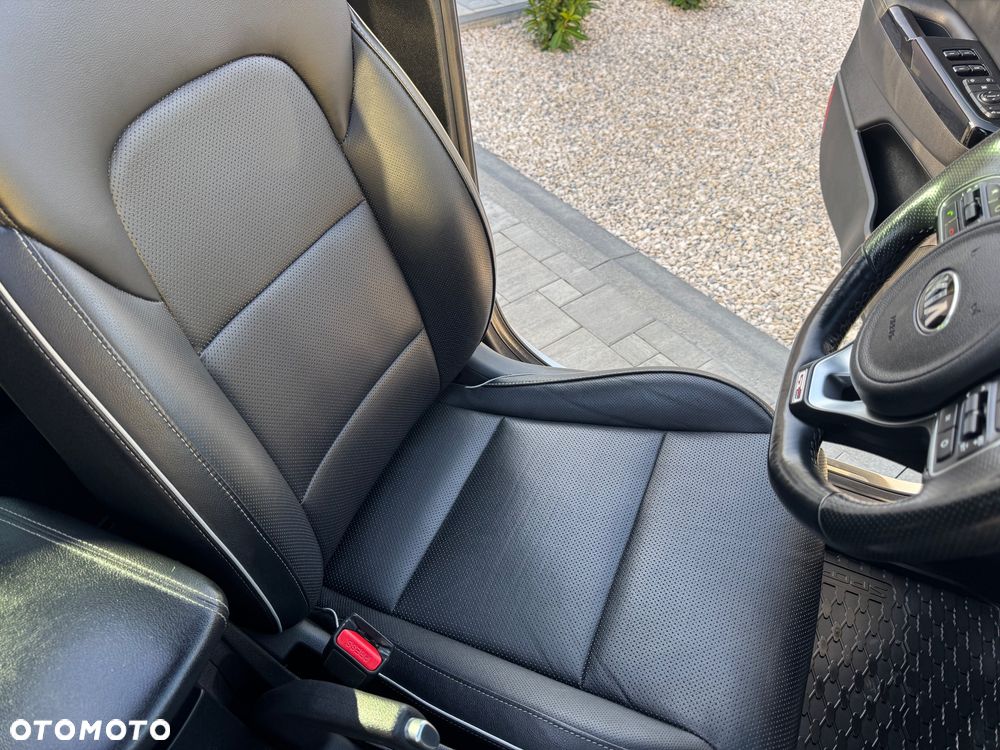 Kia Sportage 2.0 CRDI M AWD - 32