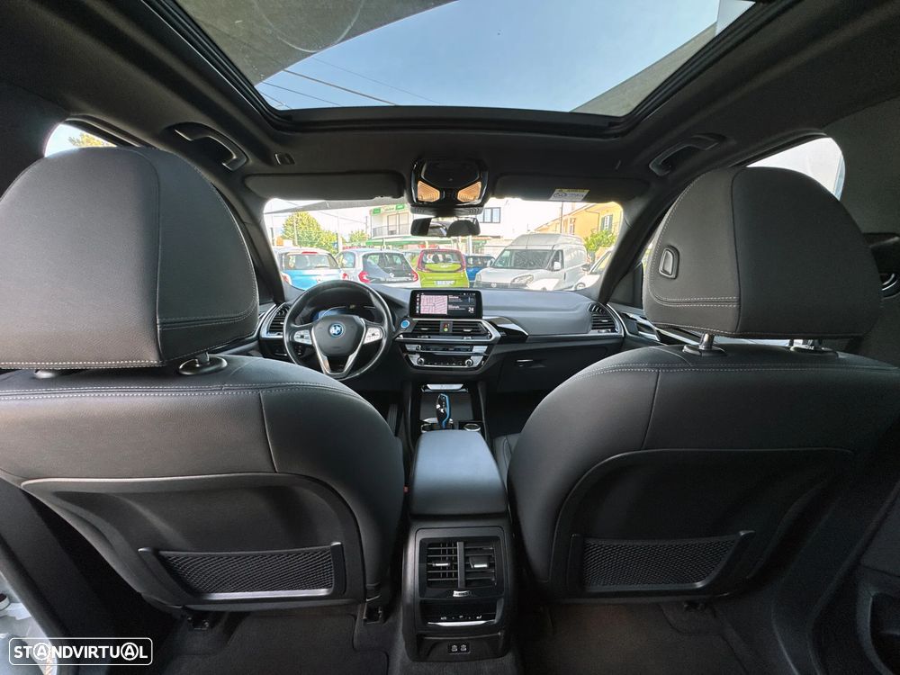 BMW iX3 Inspiring - 7