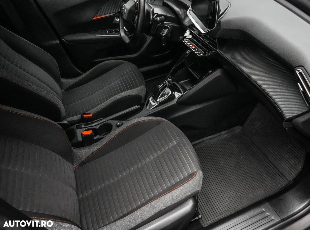 Peugeot 2008 1.2 PureTech EAT8 STT Allure Pack - 12