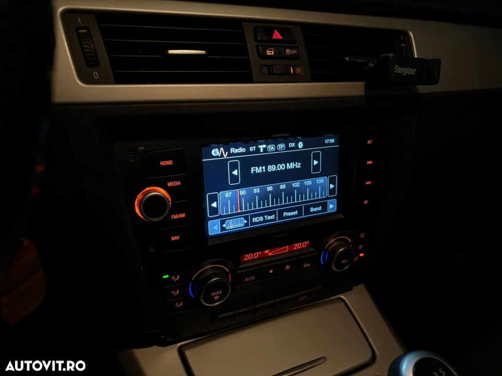 BMW Seria 3 320d - 19