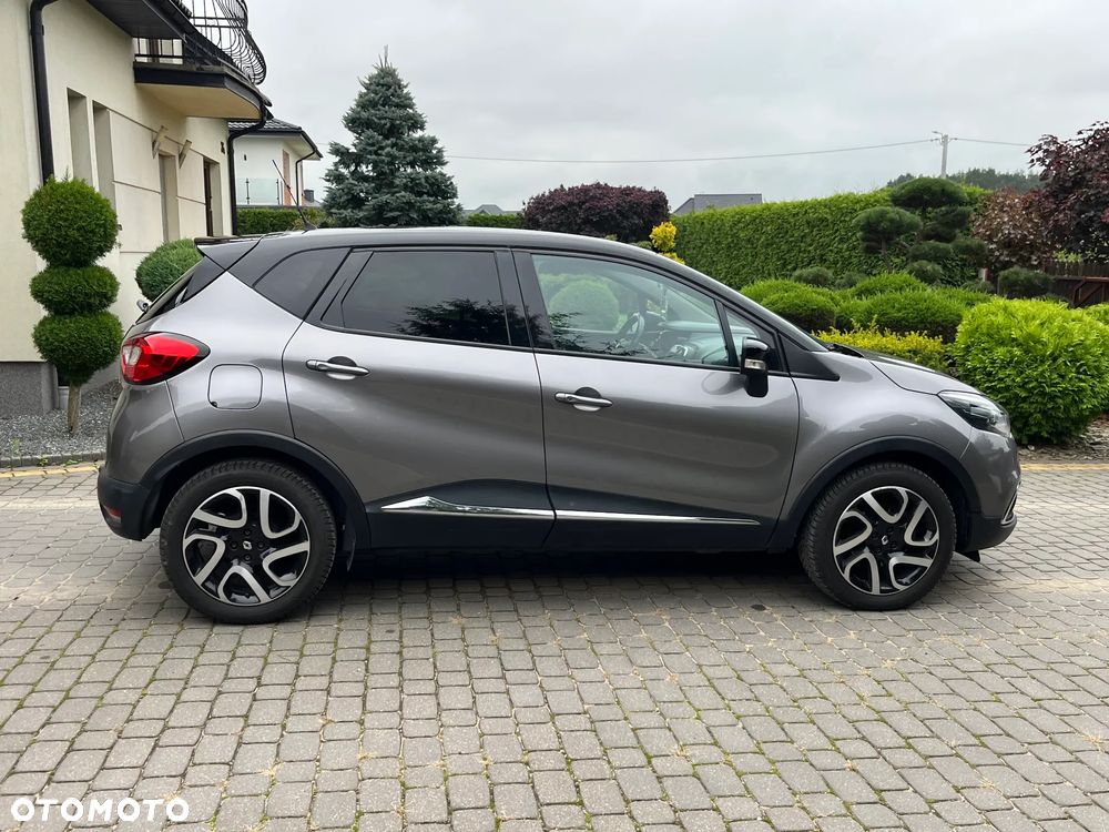Renault Captur 1.2 TCe Helly Hansen EDC - 4