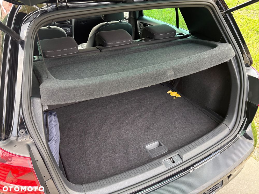 Volkswagen Golf - 20
