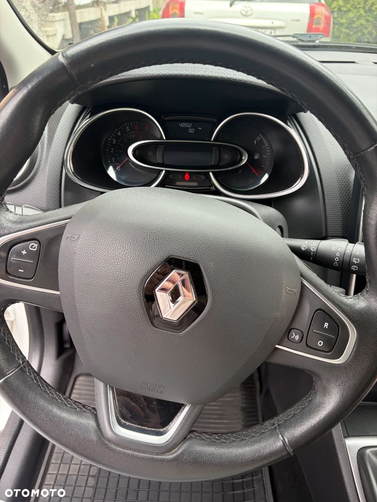 Renault Clio 1.2 16V 75 LIMITED - 5