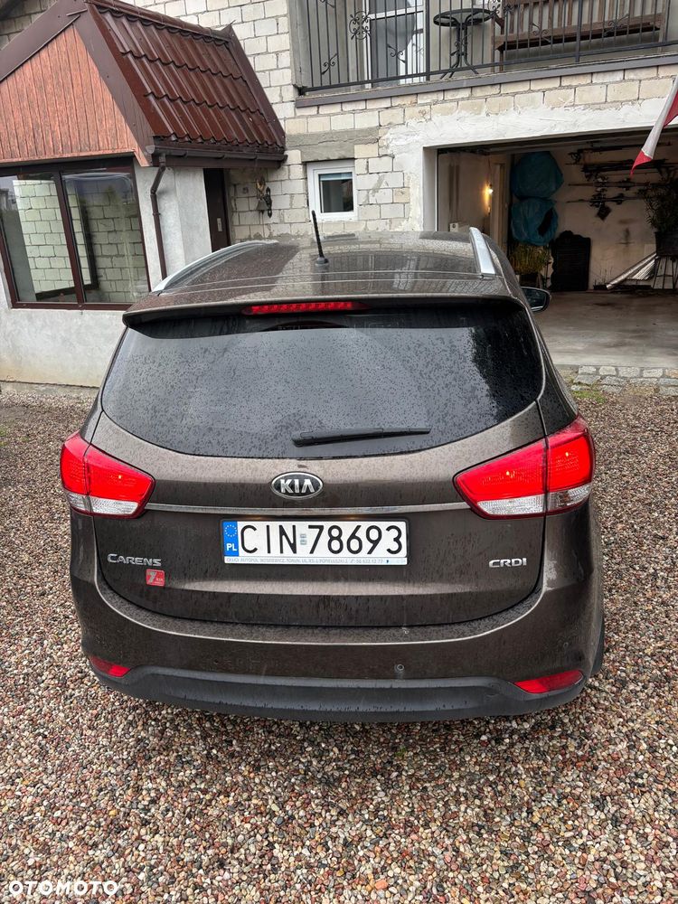 Kia Carens 1.7 CRDi XL - 5
