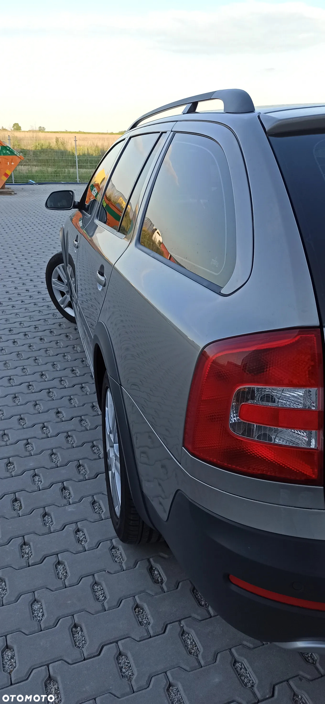 Skoda Octavia Scout 2.0 TDI DPF - 11