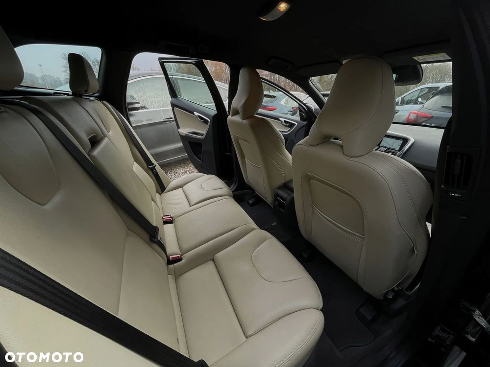 Volvo XC 60 D4 Geartronic Linje Inscription - 18