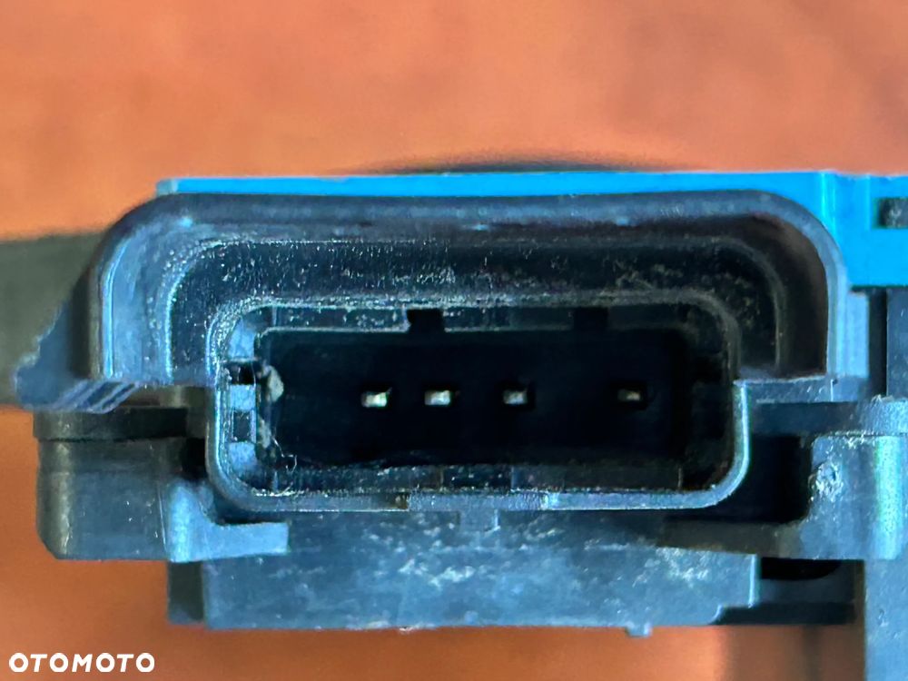 Zamek tylnych prawych drzwi PEUGEOT 307 - 4