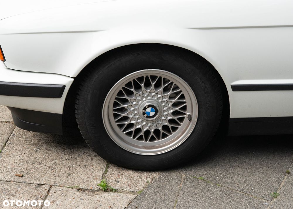 BMW Seria 5 520i - 3