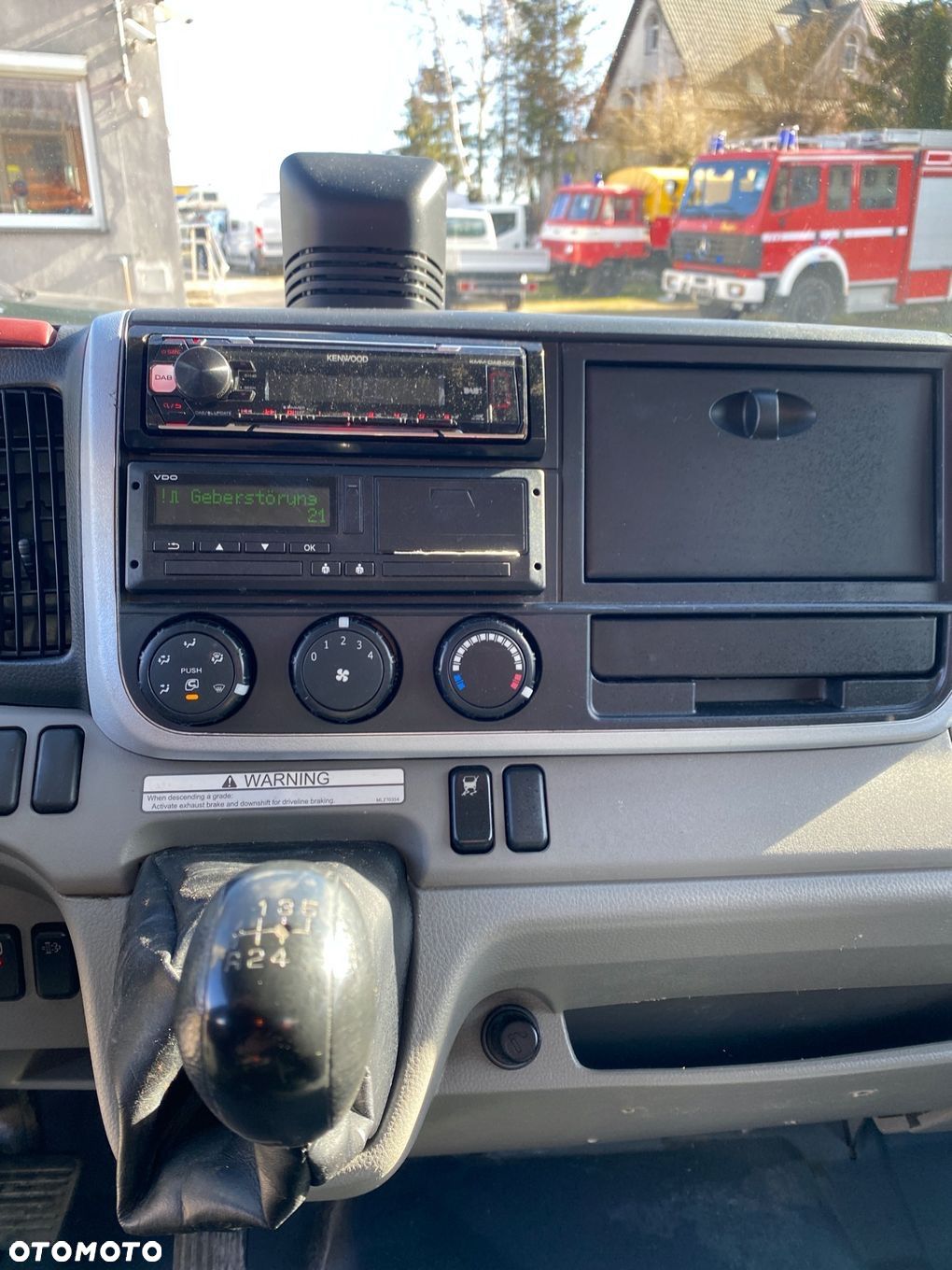 Mitsubishi CANTER 3,0 FUSO BECZKA  ASENIZACYJNY 3800 L - 10