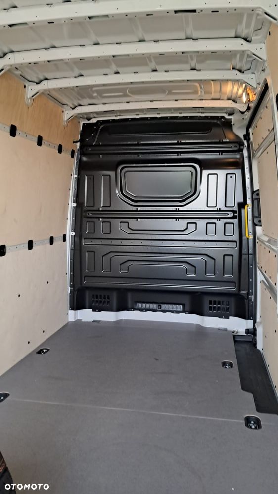 Volkswagen Crafter - 4