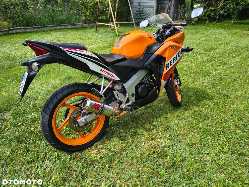 Honda CBR - 3