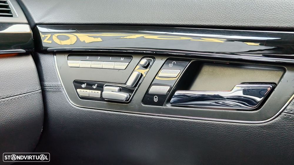 Mercedes-Benz S 63 AMG 7G-TRONIC - 23