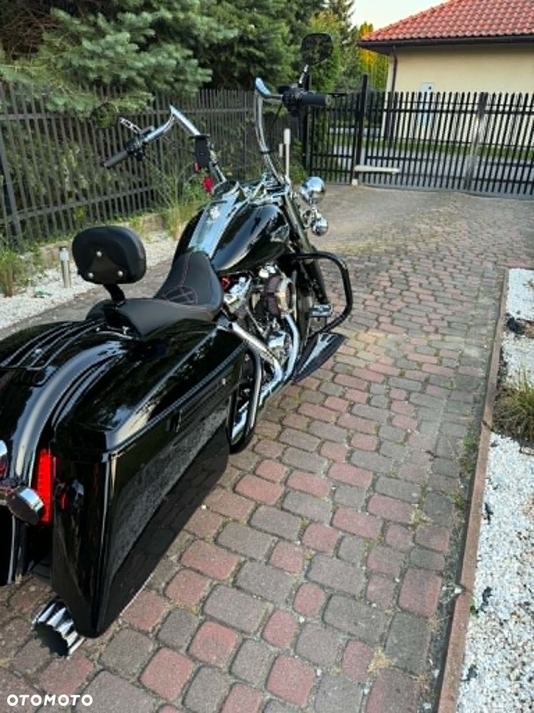 Harley-Davidson Touring Road King - 12