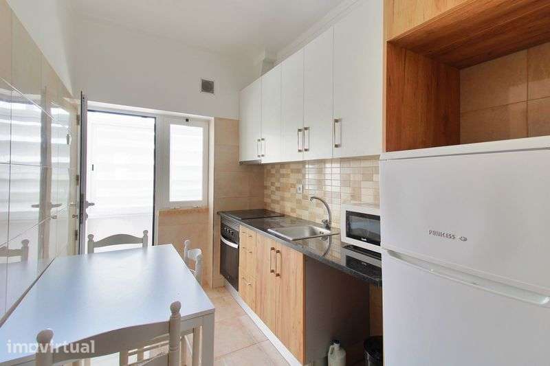 Alugo apartamento T3 - Grande imagem: 4/8