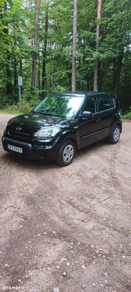 Kia Soul 1.6 L - 8