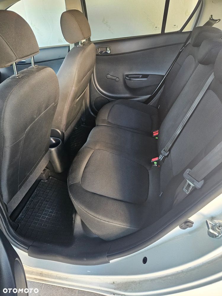 Hyundai i20 - 8