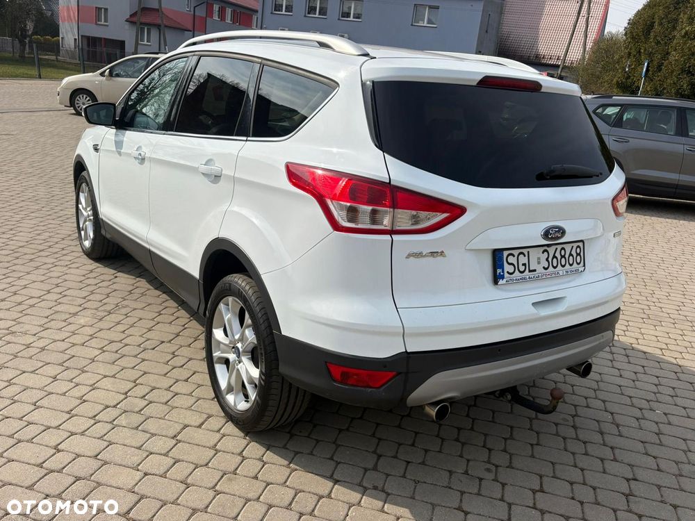 Ford Kuga - 4