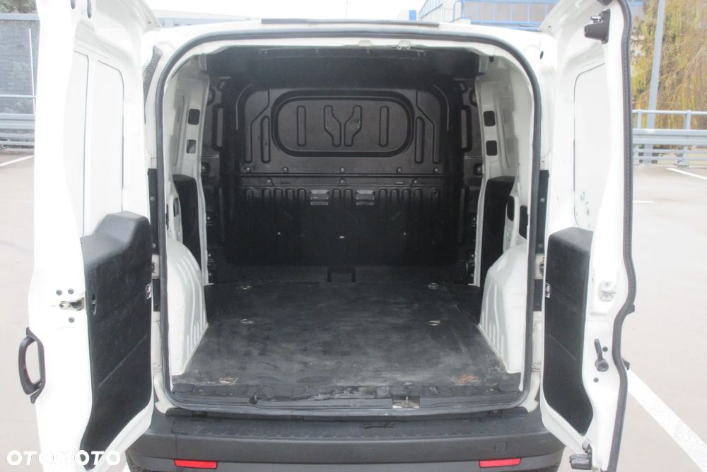 Fiat Doblo - 10