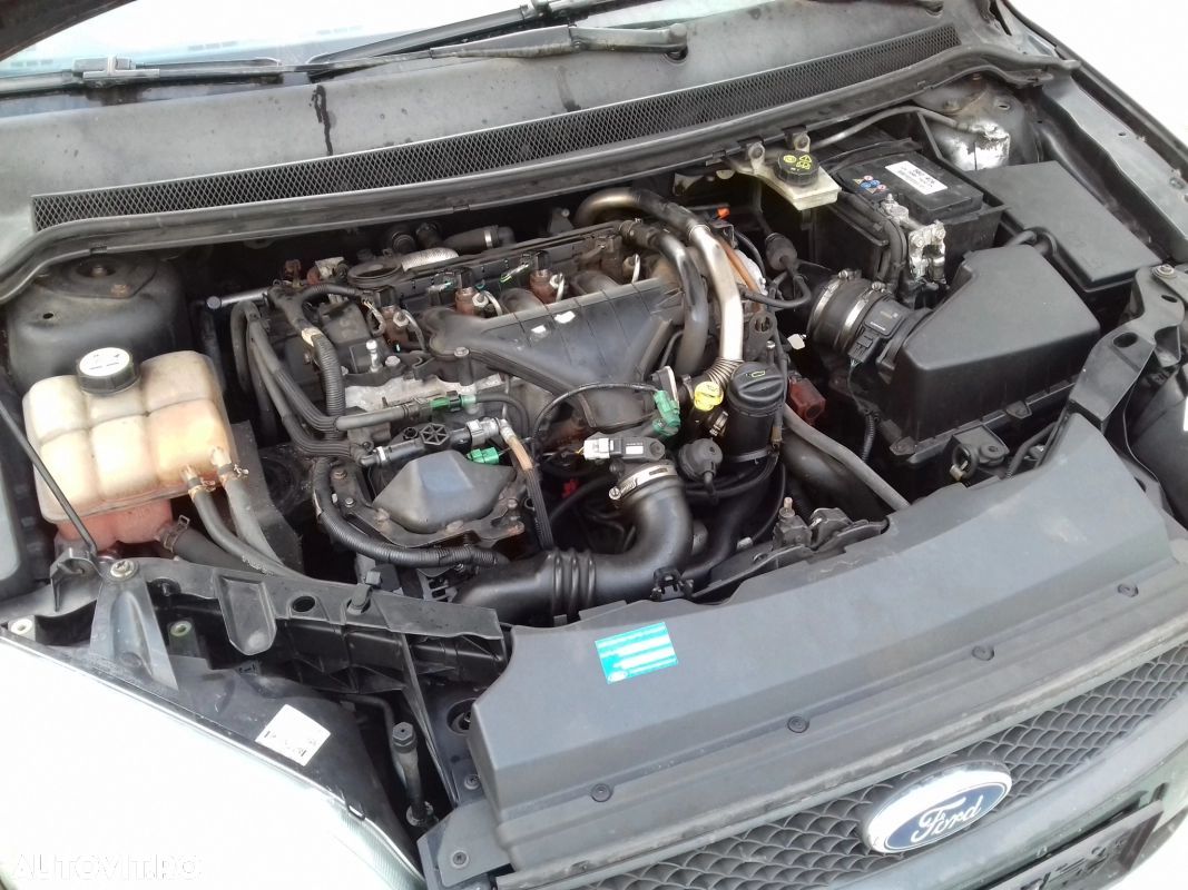 CUTIE VITEZE MANUALA 2.0 D FORD FOCUS 2 - 1