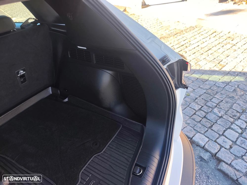 Ford Kuga - 44