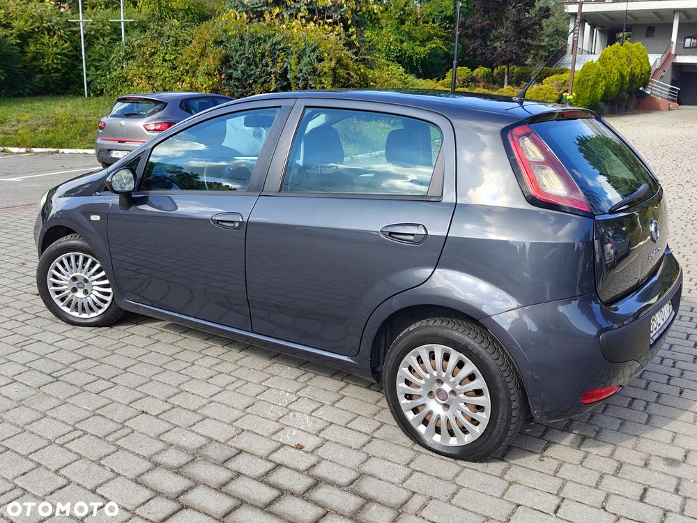 Lancia Delta 1.6 MJ Silver - 23
