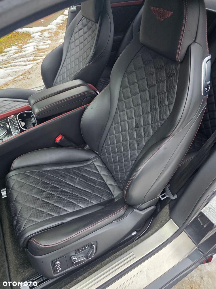 Bentley Continental GT Speed - 26