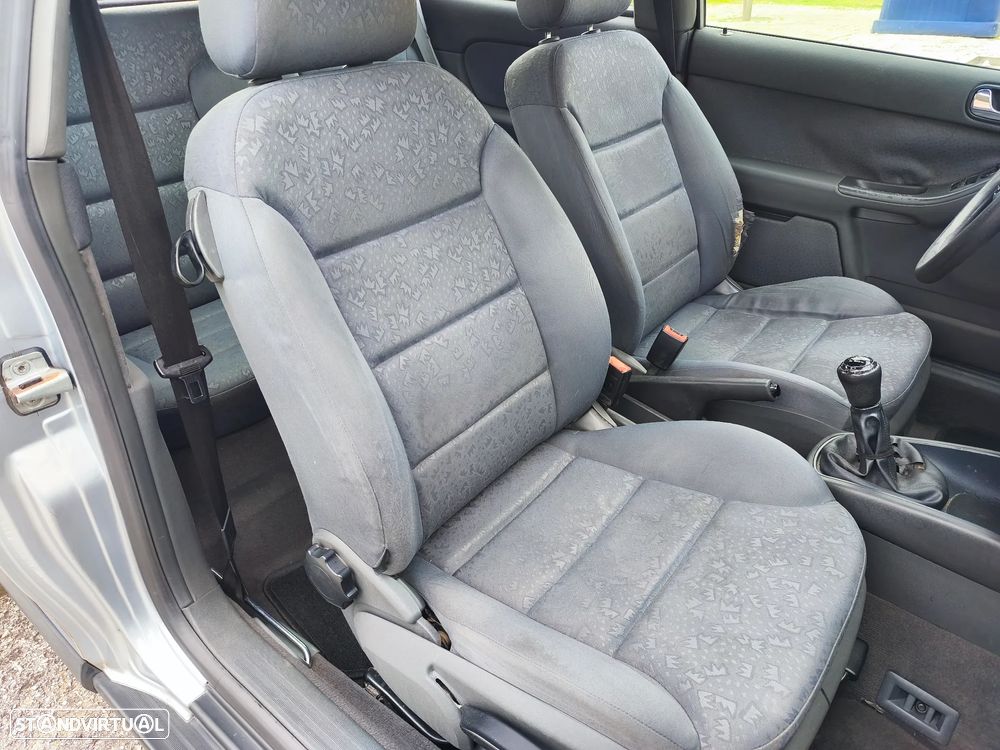 Audi A3 1.6 Ambition - 9