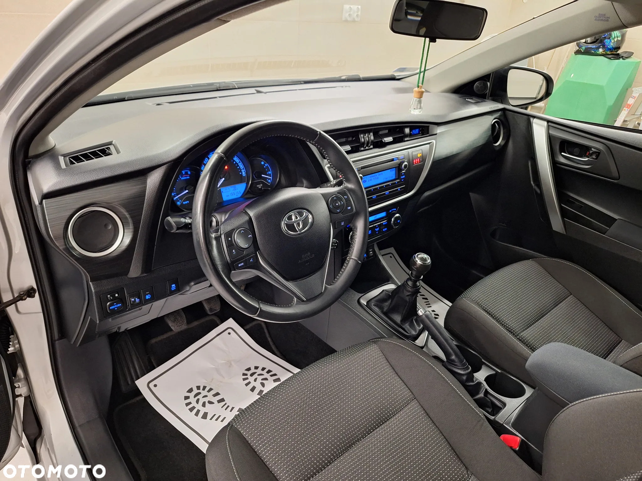Toyota Auris 1.6 Valvematic Comfort - 17