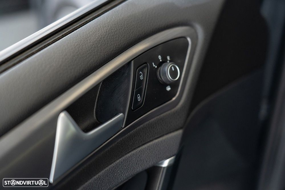 VW e-Golf Standard - 18