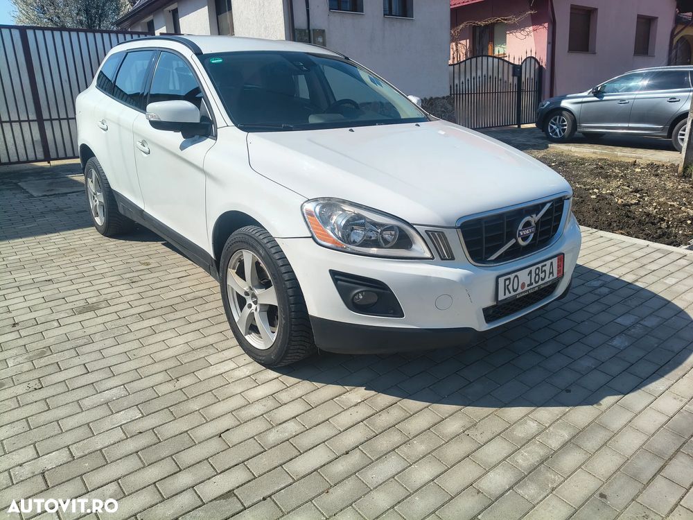 Volvo XC 60 D3 AWD Kinetic - 1