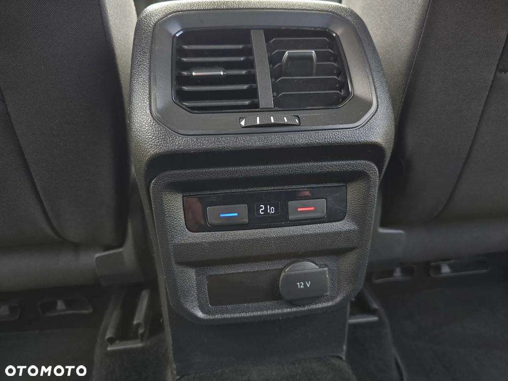 Volkswagen Tiguan 2.0 TDI SCR R-Line - 37