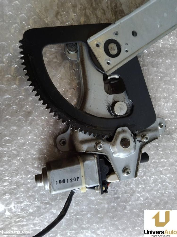 ELEVADOR DE VIDRO FRONTAL ESQUERDO CHEVROLET AVEO / KALOS SEDAN 2007 -96652141 - 4