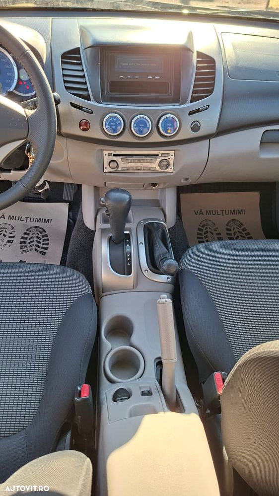 Mitsubishi L200 Pick Up 4x4 Autm. Intense Double Cab - 12