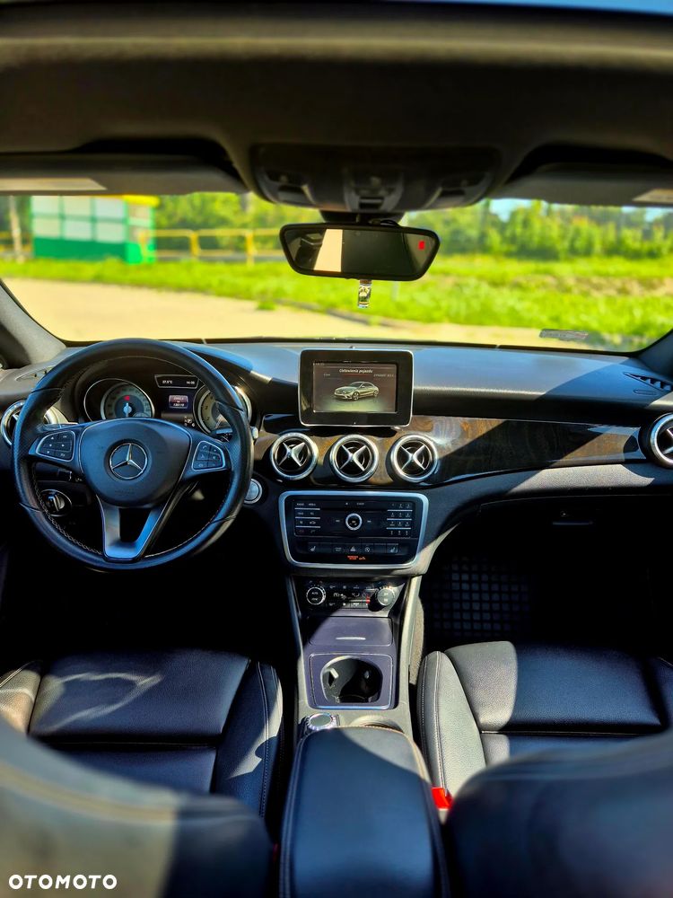 Mercedes-Benz CLA 250 4-Matic - 7