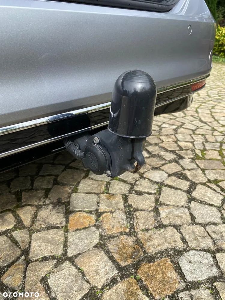 Volkswagen Passat Variant 2.0 TDI SCR DSG Elegance - 14