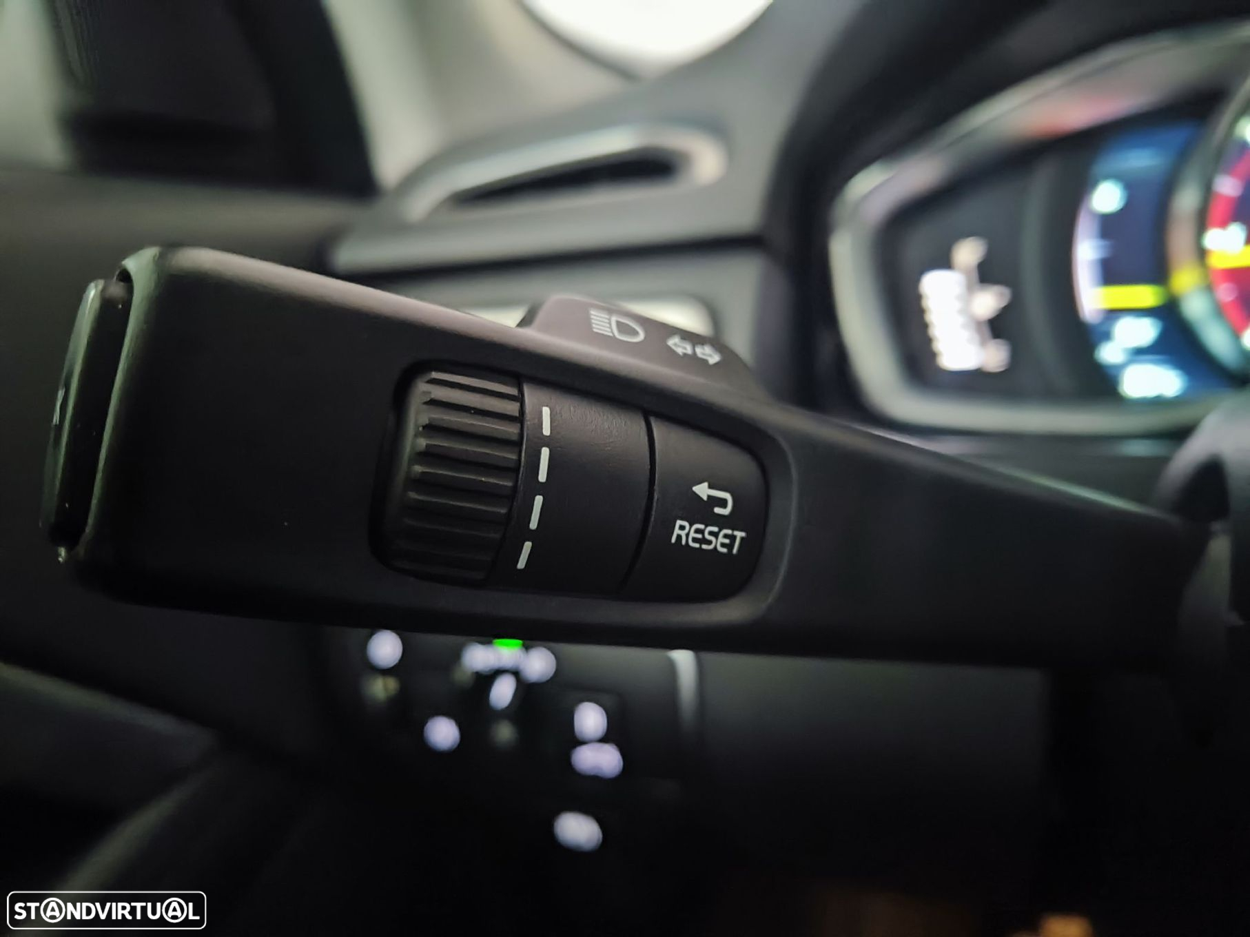 Volvo XC 70 2.0 D4 Summum - 11