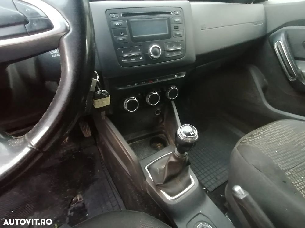 Dacia Duster dCi 110 FAP 4x4 Destination - 9