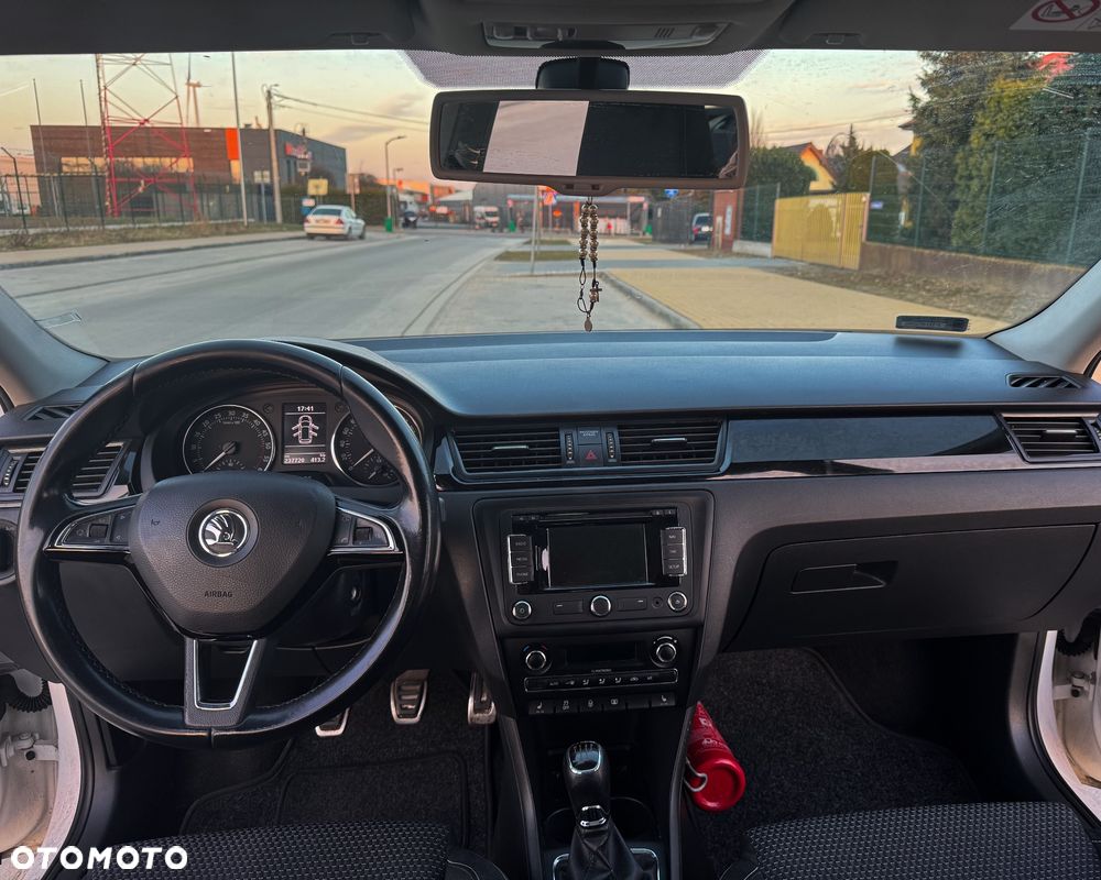 Skoda RAPID Spb 1.6 TDI DPF Ambition Max - 9