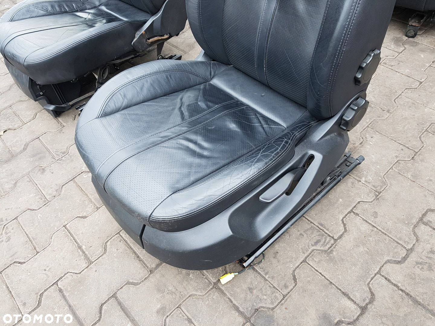 SEAT ALTEA 04-09r TOLEDO III FOTELE SKÓRZANE - 7