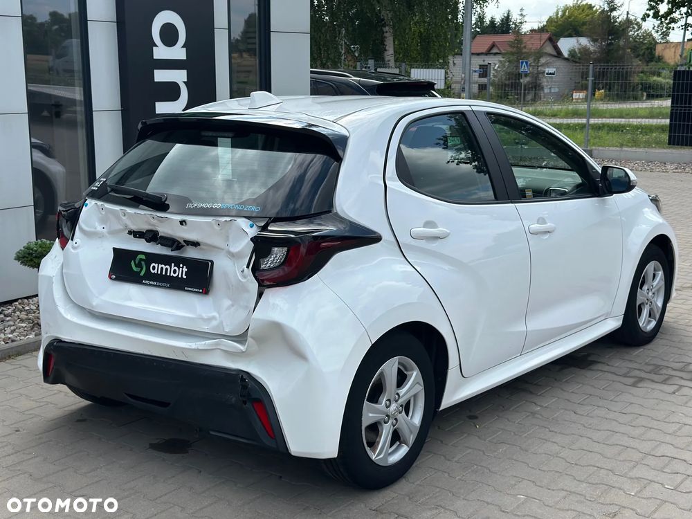 Toyota Yaris - 8